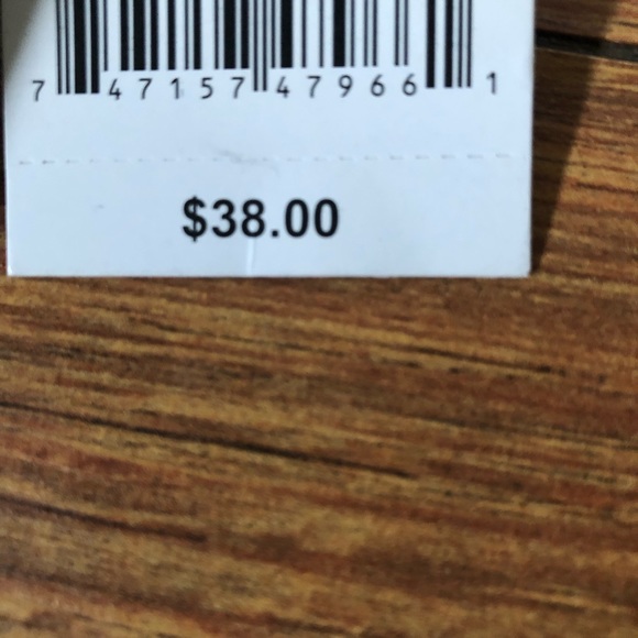 Rewind Jean Shorts - Size 1/25W - Picture 4 of 4